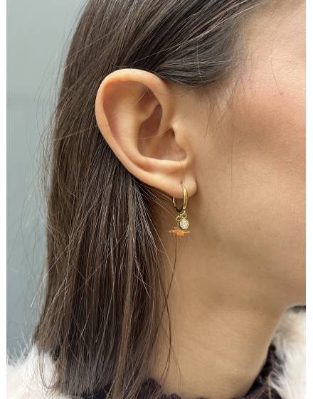 Boucles d'oreilles dorées étoile brillante