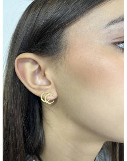 Double boucles d'oreilles dorées minimaliste