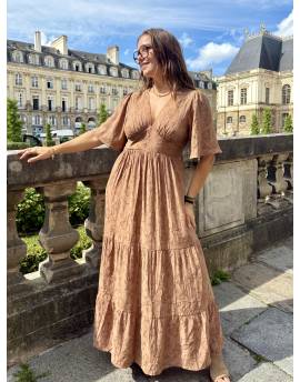 Robe longue caramel détails fleurs caramel