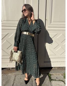 Robe longue plissée verte imprimée