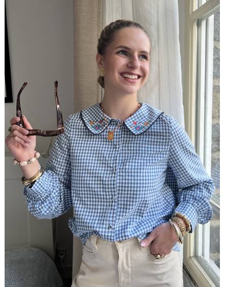 Blouse vichy bleue avec col Claudine Fleurie