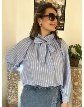 Blouse Bleue à Rayures Blanche