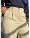 Pantalon de costume beige à ourlets