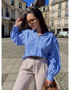 Blouse à rayures bleues