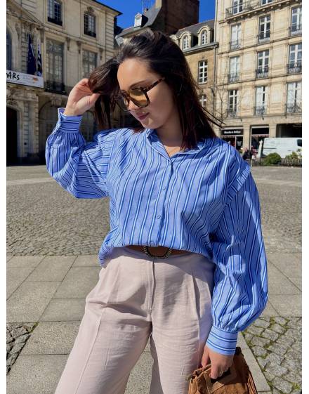 Blouse à rayures bleues