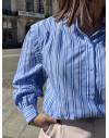 Blouse à rayures bleues