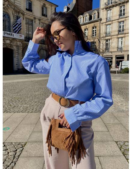 Blouse bleu rayée à col collerette