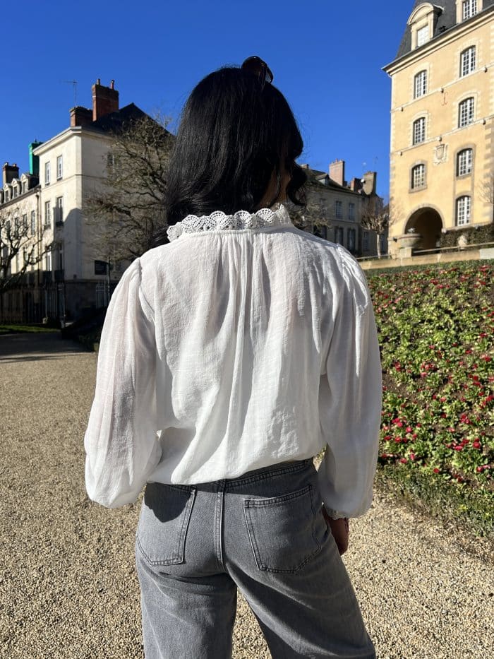 Chemise à Col Dentelle Blanche