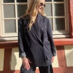 Blazer Bleu Marine Avec Coutures Apparentes