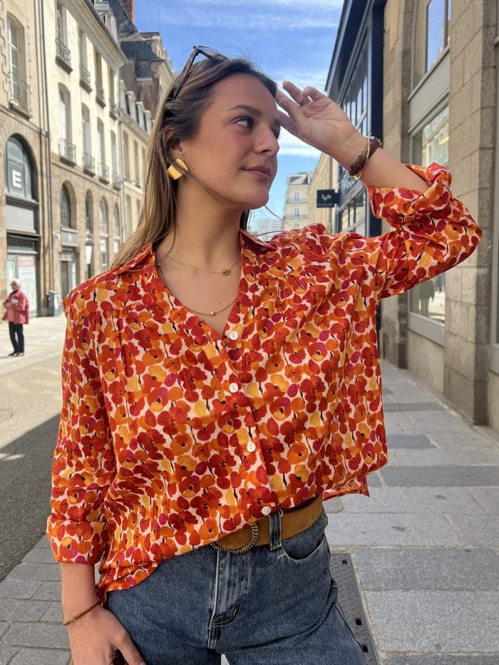 Chemise florale rouge et orange