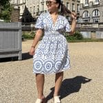 Robe courte à imprimé bleu
