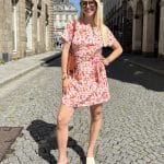 Robe courte fleurie à nouer