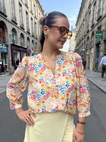 Blouse floral à manches 3/4