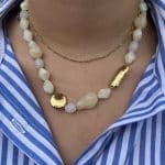 Collier pierres blanches et dorées
