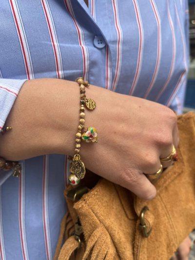 Bracelet en pierre avec Charms