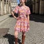 Robe courte fleurie multicolore