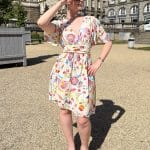 Robe courte à imprimé floral multicolore