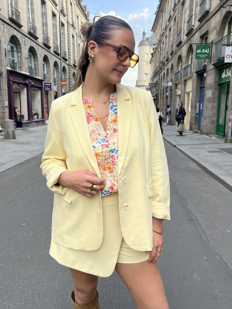 Blazer Jaune Chic