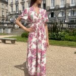 Robe longue cintrée à col V