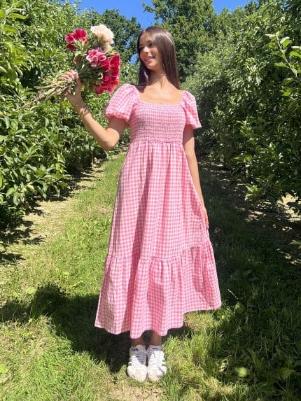 Robe longue vichy à manches bouffantes