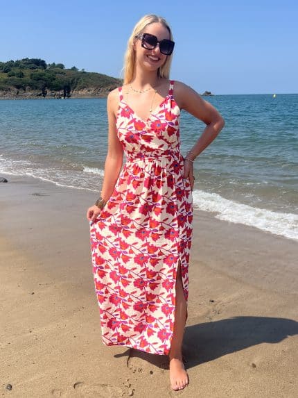 Robe aux fleurs oranges et roses