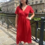 Robe unie à décolleté cache-cœur et dos nu