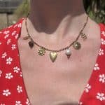 Collier à charms dorés