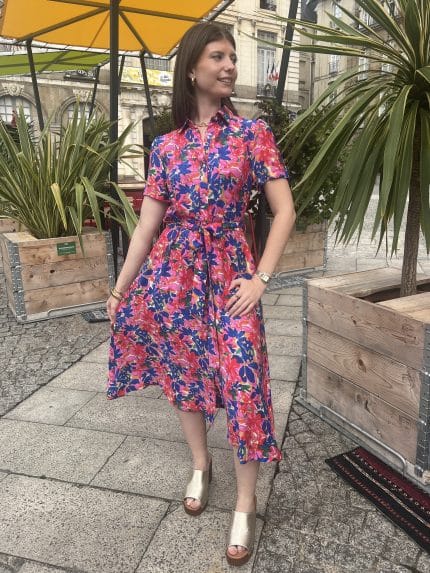 Robe chemise fleurie et fluide