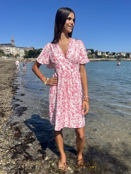 Robe à imprimé floral rose