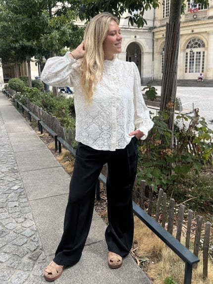 Pantalon coupe droite à pinces