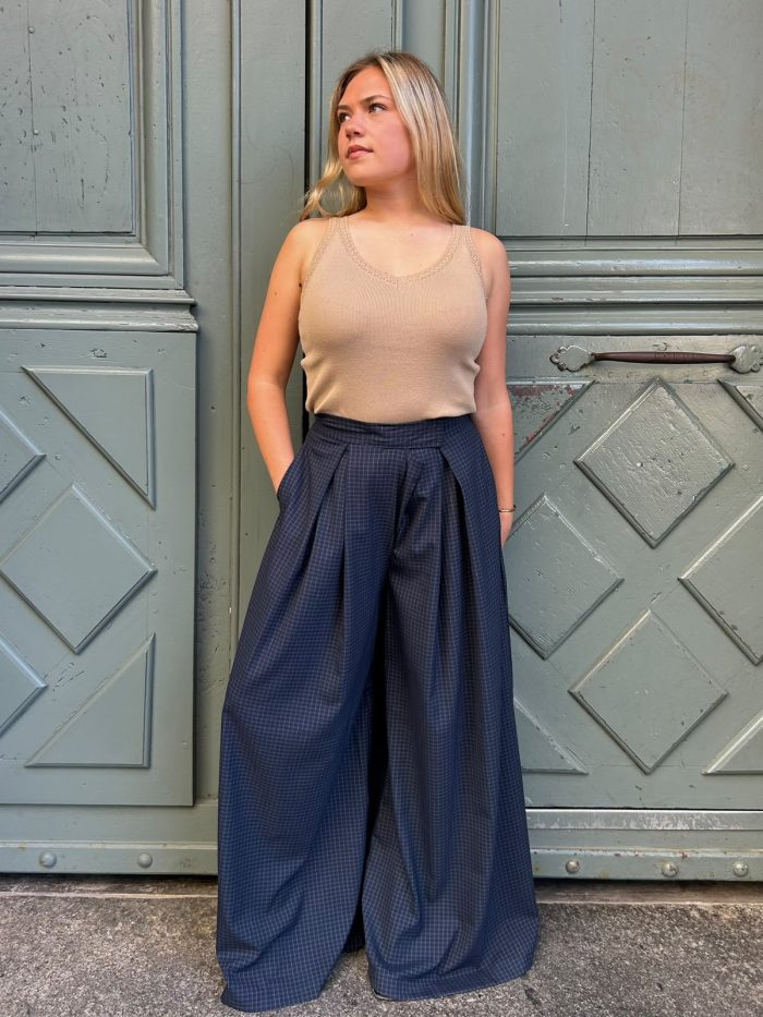 Pantalon large à carreaux et plis marqués A59a0539 D727 47e1 98fc 8ab6b158c095