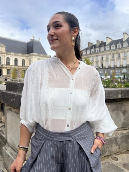 Blouse fluide gaufrée à manches 3/4