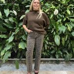 Pantalon droit à motif léopard
